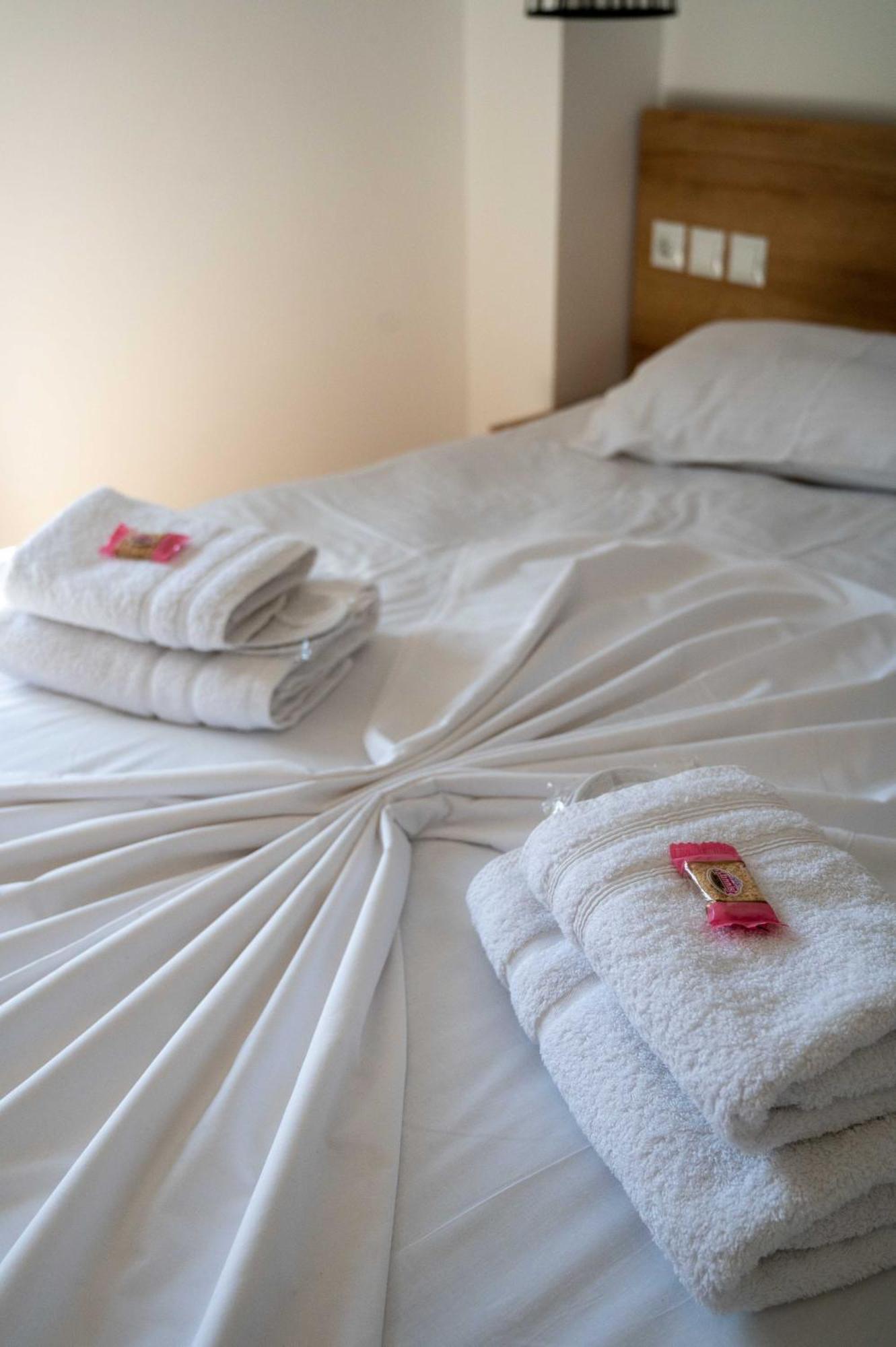 Finikas Suites & Apartments 10Min From Athens Airport Artemida  Luaran gambar