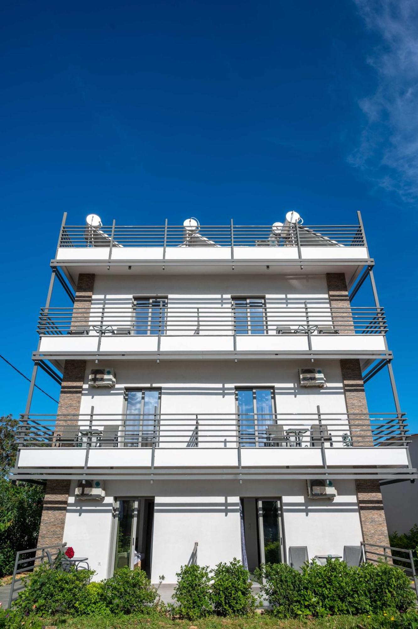 Finikas Suites & Apartments 10Min From Athens Airport Artemida  Luaran gambar