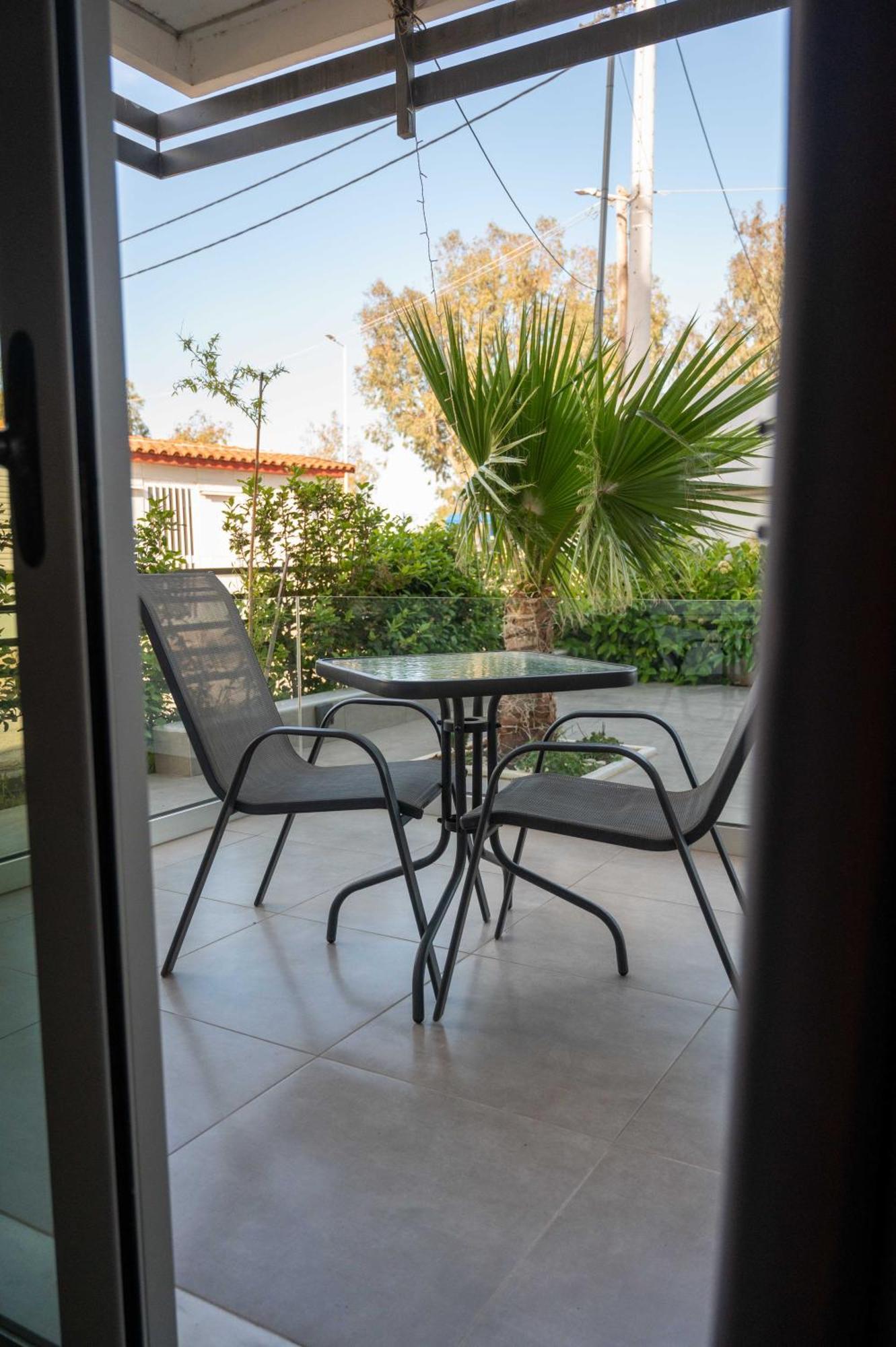 Finikas Suites & Apartments 10Min From Athens Airport Artemida  Luaran gambar