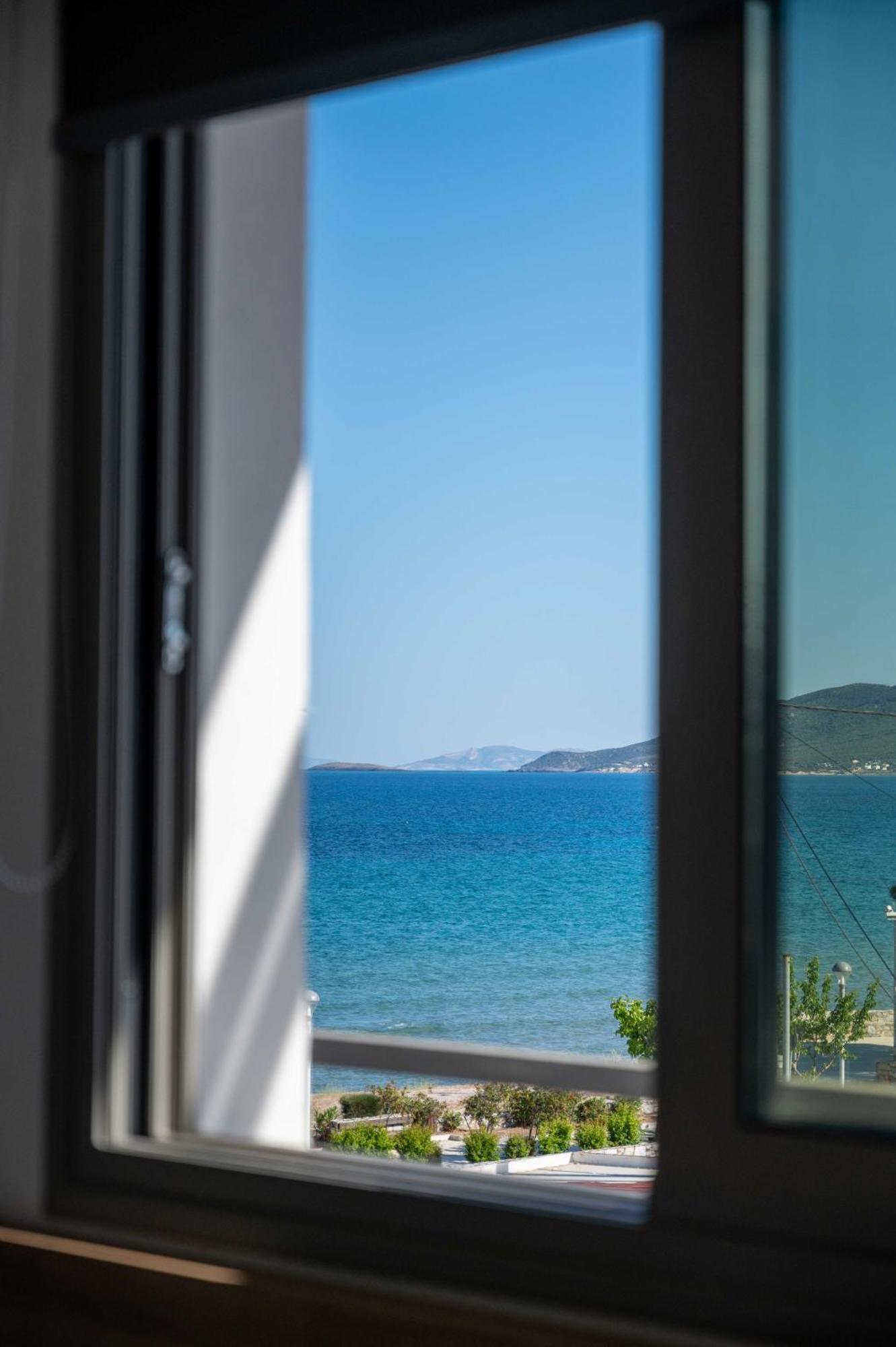 Finikas Suites & Apartments 10Min From Athens Airport Artemida  Luaran gambar