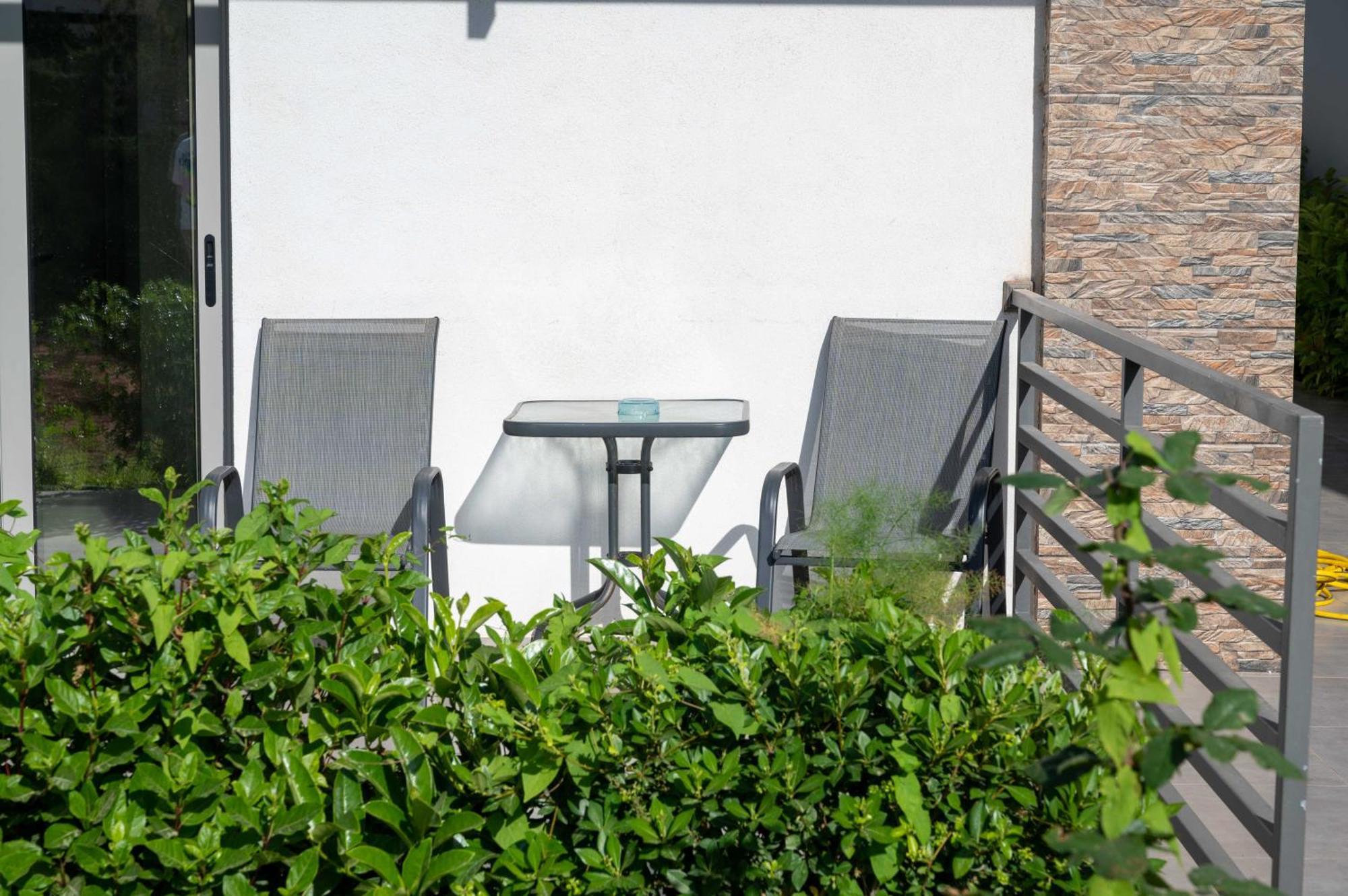 Finikas Suites & Apartments 10Min From Athens Airport Artemida  Luaran gambar
