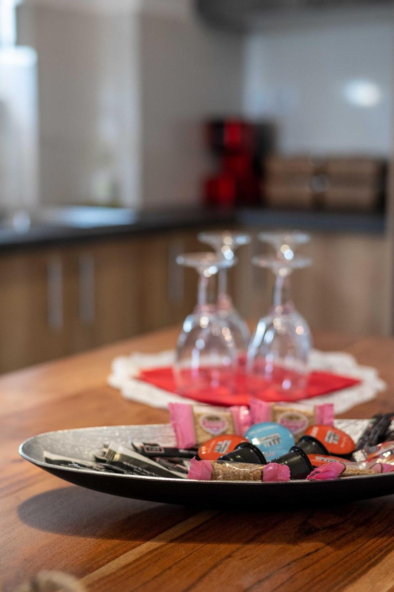 Finikas Suites & Apartments 10Min From Athens Airport Artemida  Luaran gambar