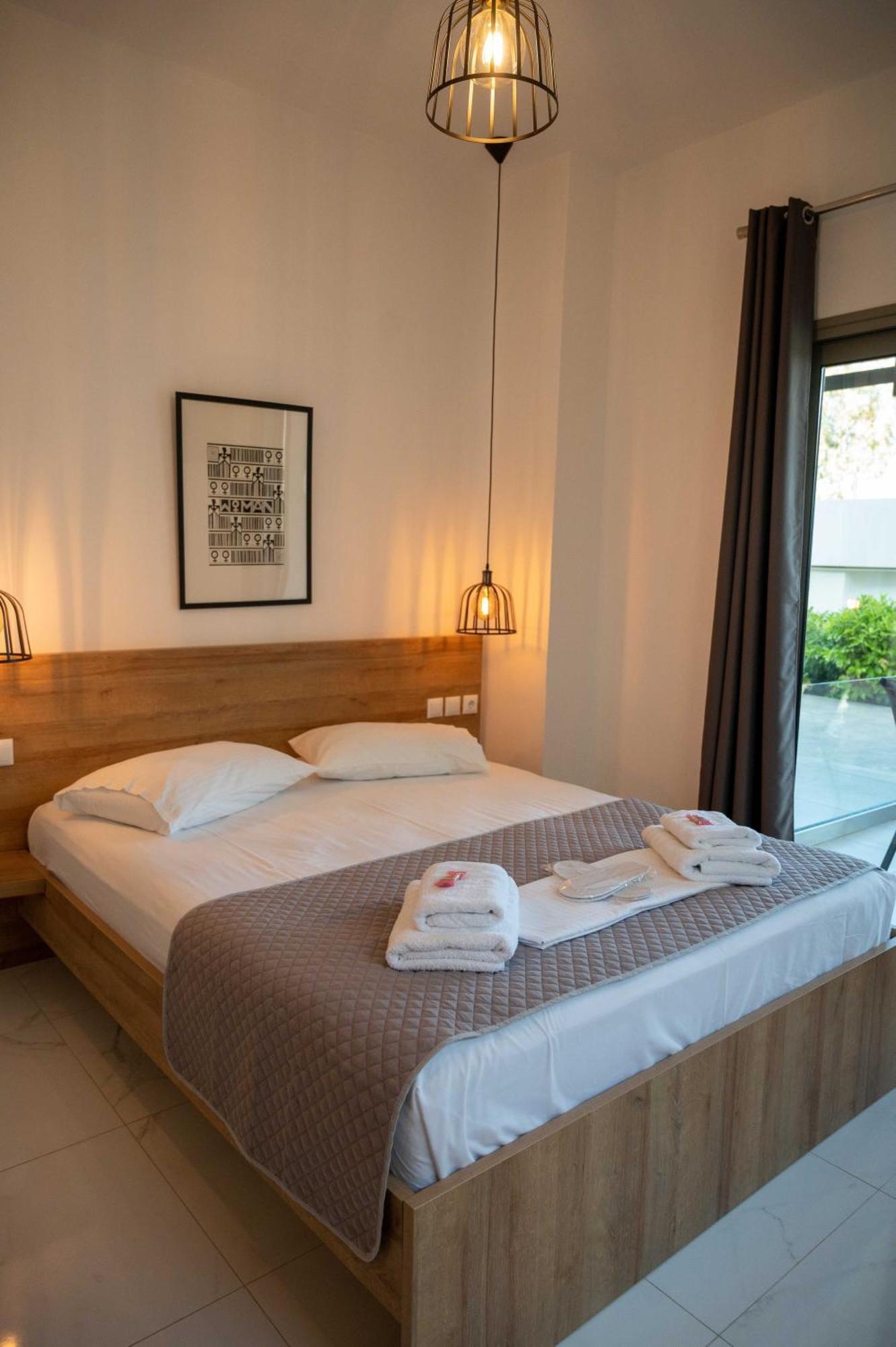 Finikas Suites & Apartments 10Min From Athens Airport Artemida  Luaran gambar