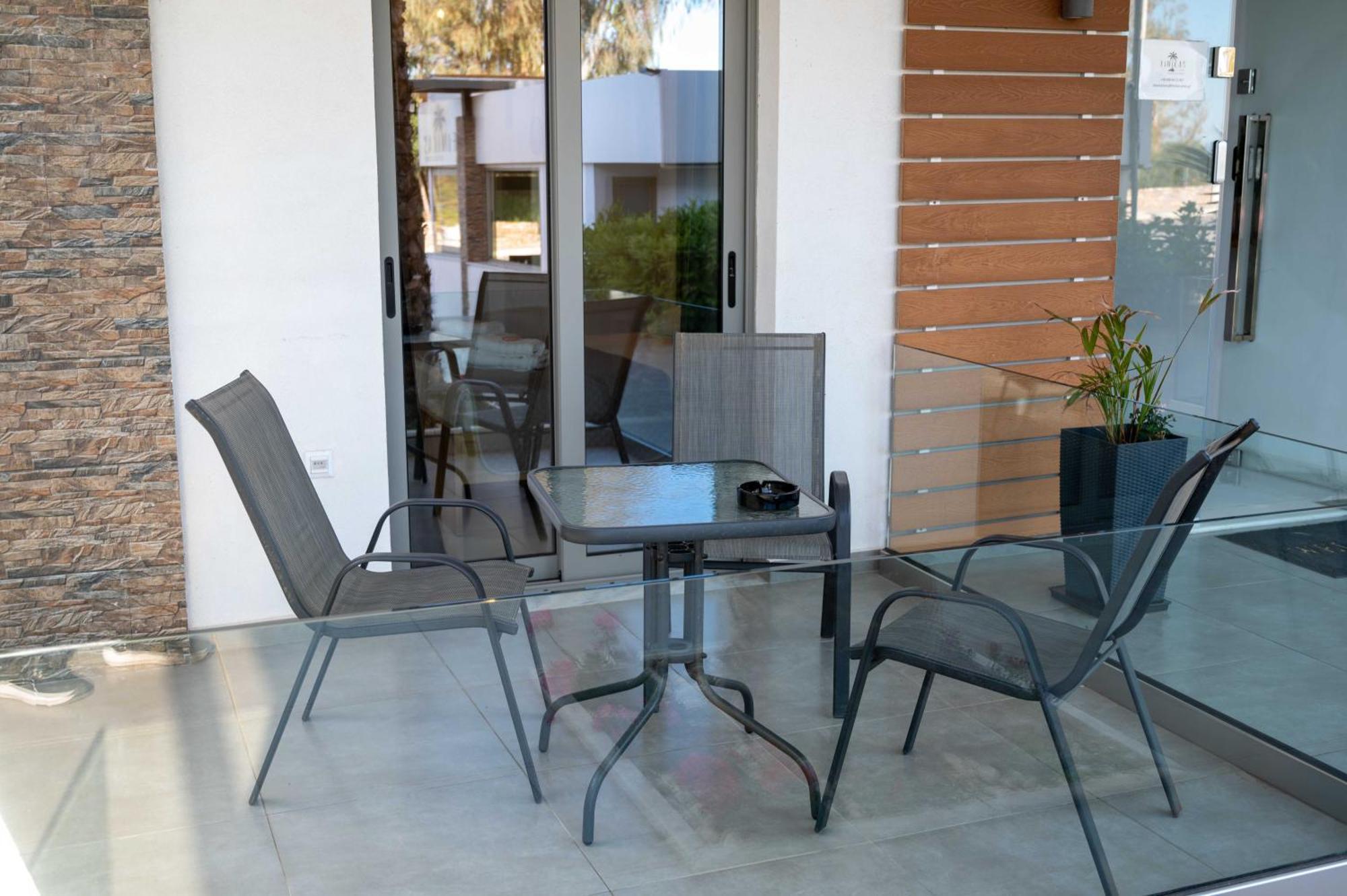 Finikas Suites & Apartments 10Min From Athens Airport Artemida  Luaran gambar